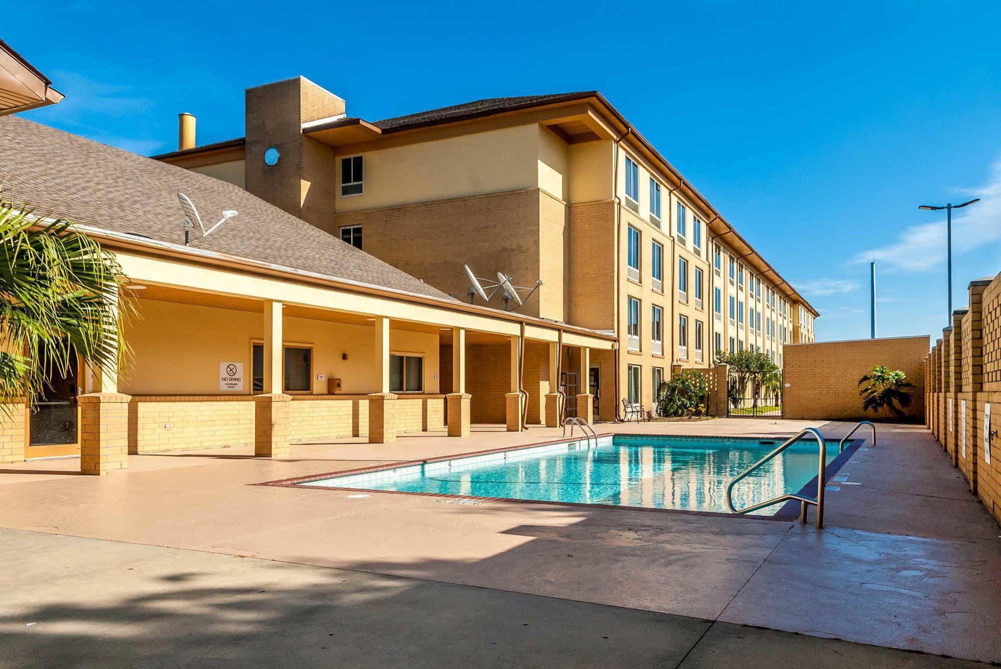 Hotel La Quinta New Orleans Exterior foto